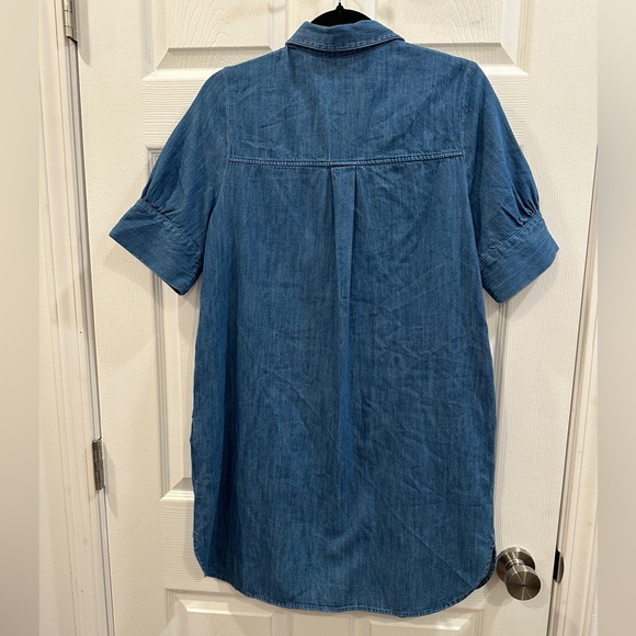 OLD NAVY Short-Sleeve Shirt Dress Medium Wash size S NWT - Picture 2 of 4
